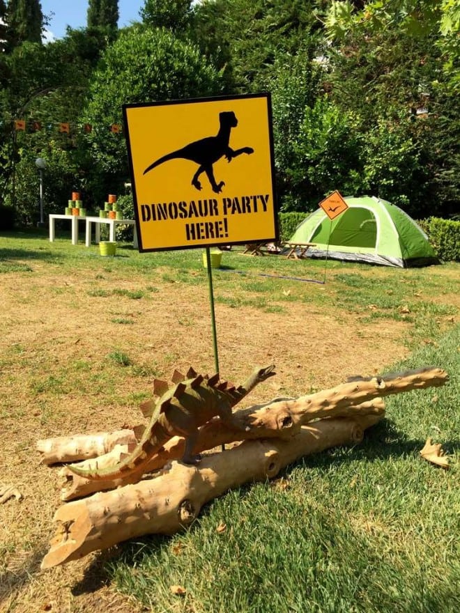 Boys Dinosaur Themed Birthday Party Welcome Sign Ideas