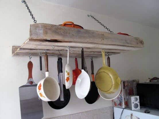 Make a Pallet Rack for the Kitchen
