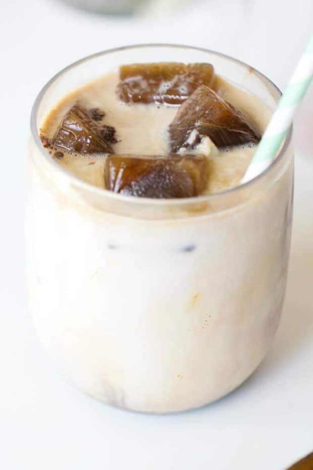 Bailey’s & Vodka Whipped Cream With Coffee Ice Cubes 