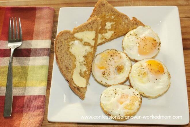 Paleo Breakfast Eggs 