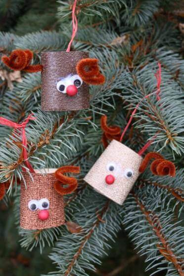 28 Christmas Crafts Made From Toilet Paper Rolls - Spaceships and Laser Beams