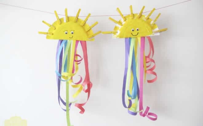 17 great summer crafts for kids - spaceships and laser beams