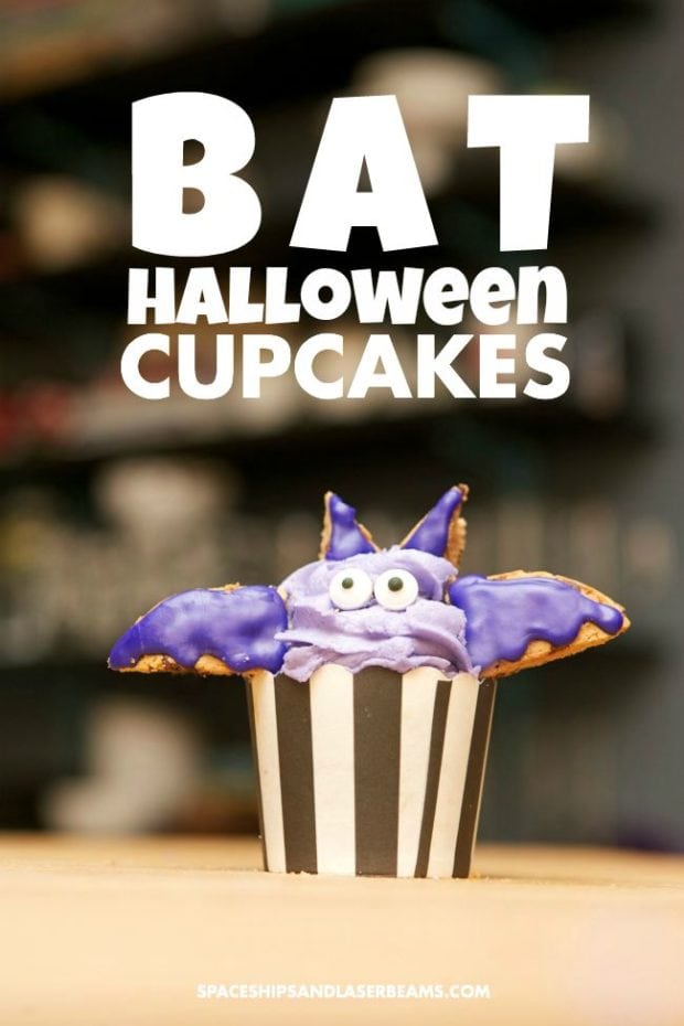 bat-halloween-cupcakes