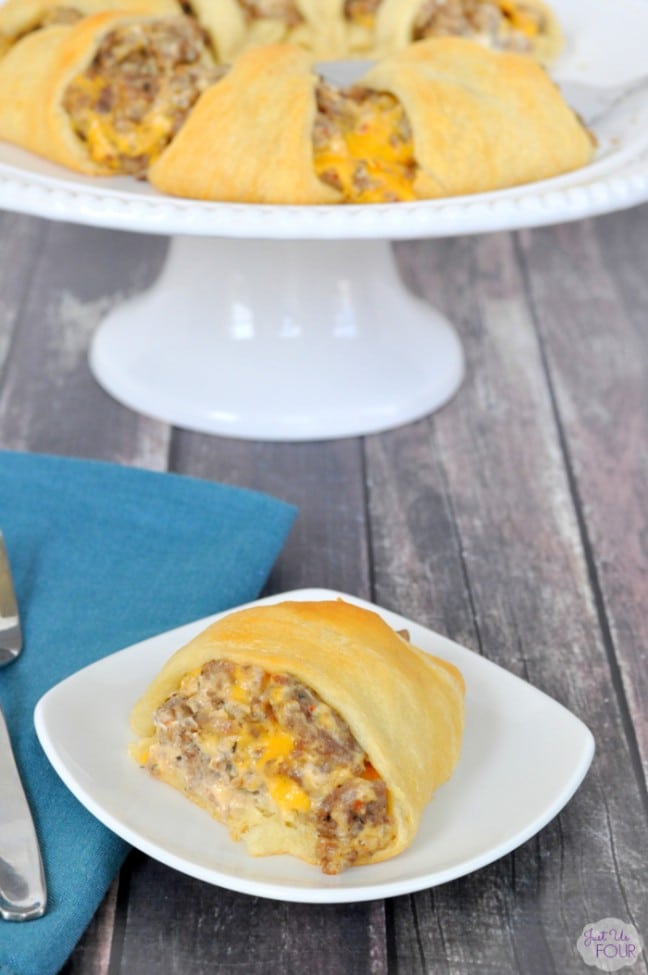 Cheesy Sausage Crescent Ring