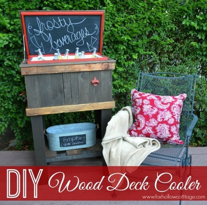 Make your own outdoor cooler out of a pallet! 