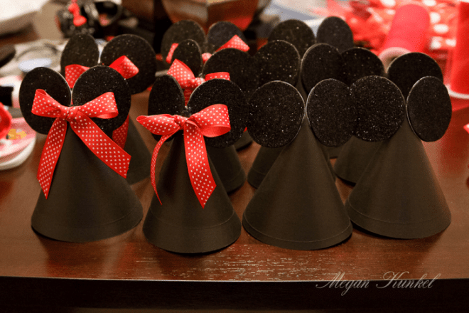 5 Minnie and Mickey Party Hats Tutorial