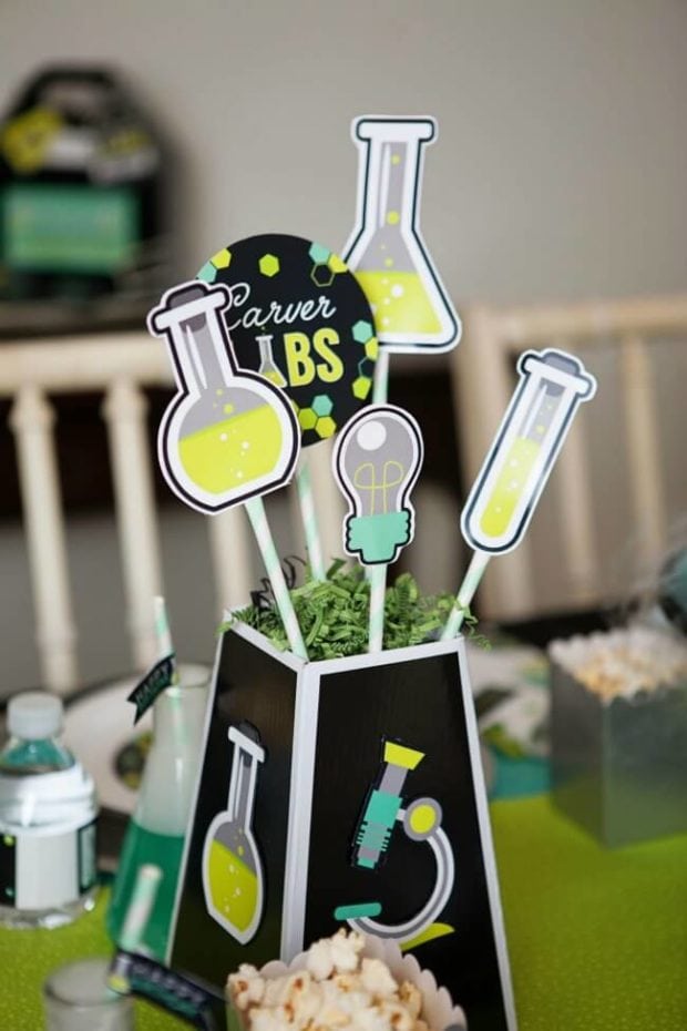mad-science-birthday-party-centerpiece