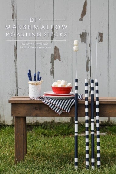 No more burns over the camp fire with these easy DIY marshmallow roasting sticks, plus paint them in fun patterns for easy identification.