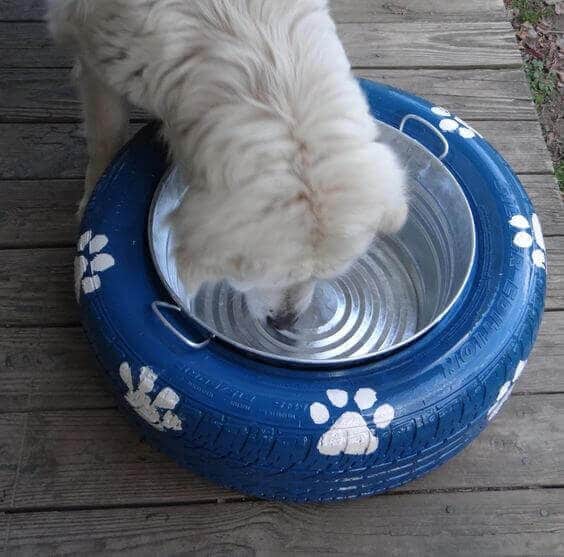 Spill Proof Tire Dog Bowl