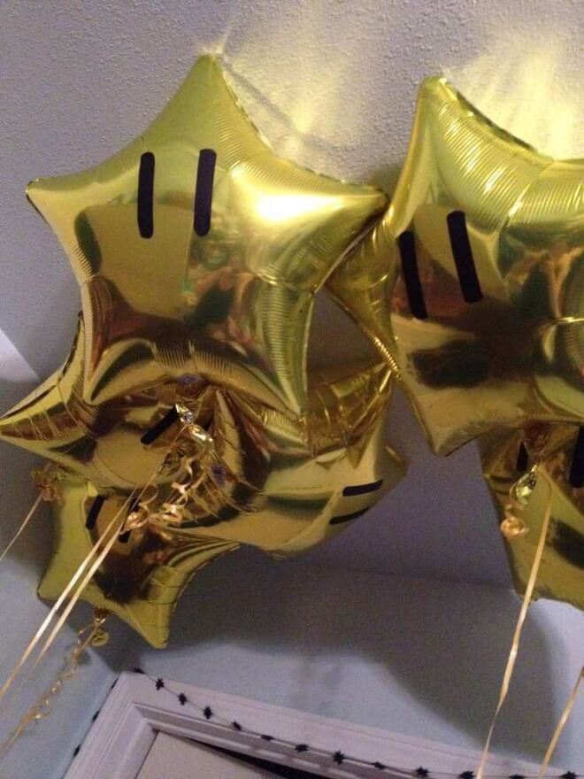 How fantastic are these Mario Brothers gold star balloons?