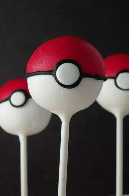 Pokeball Cake Pops