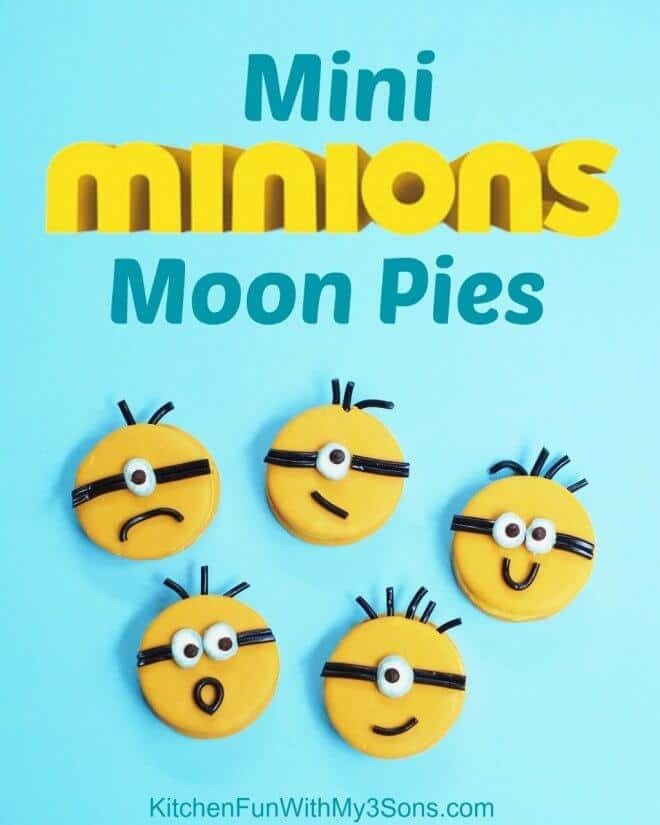 These Mini Minion Moon Pies are adorable and fun! Perfect for your Despicable Me party.