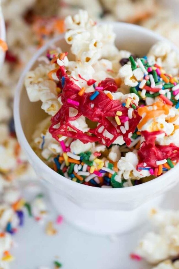 Family Movie Night: Rainbow Popcorn + Trolls - Spaceships and Laser Beams