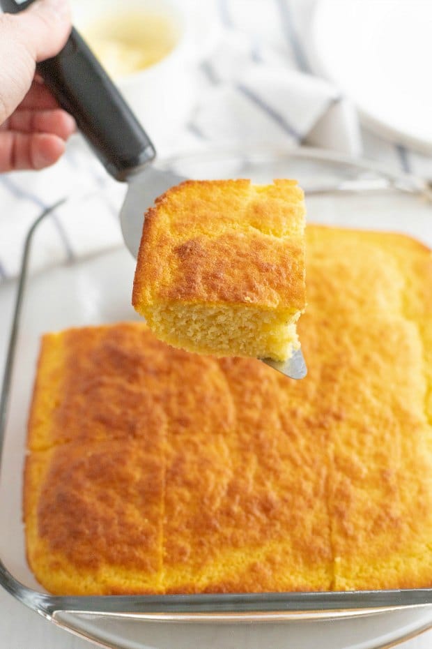 Easy Cornbread Recipe (From Scratch) - Spaceships and Laser Beams