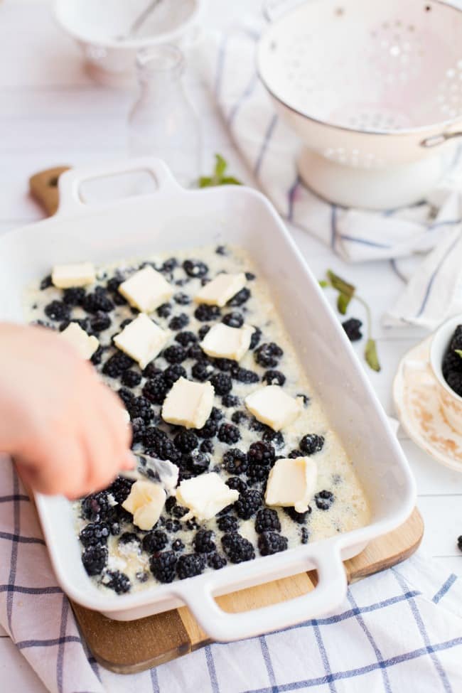 Blackberry Cake Mix Cobbler