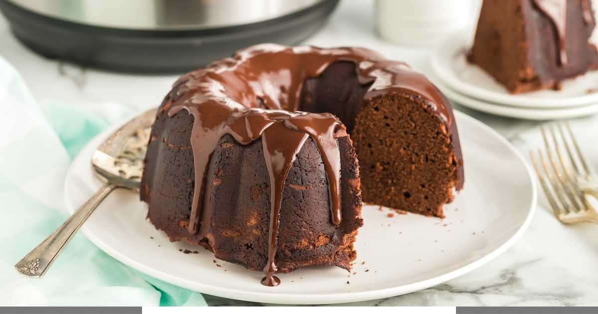 Instant Pot Chocolate Cake [easy recipe+video!]