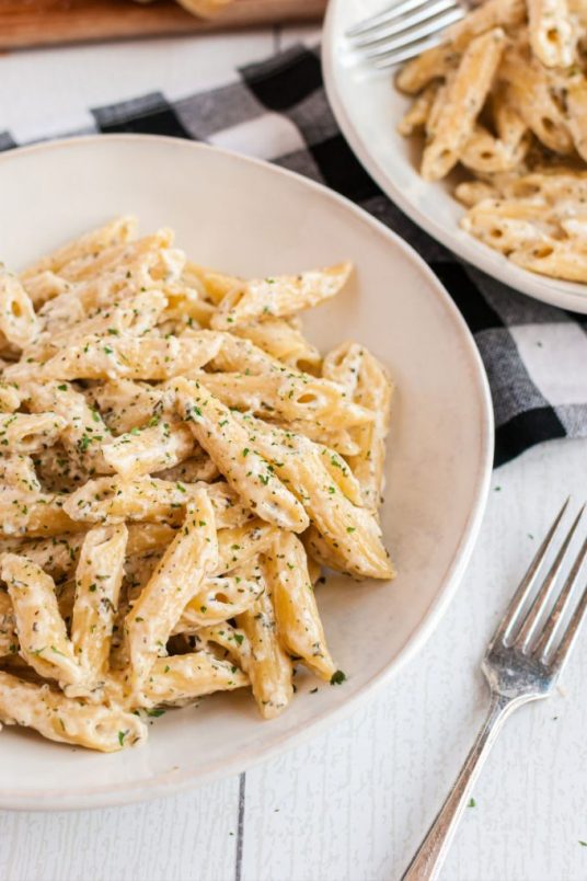 Creamy Garlic Pasta - Spaceships and Laser Beams