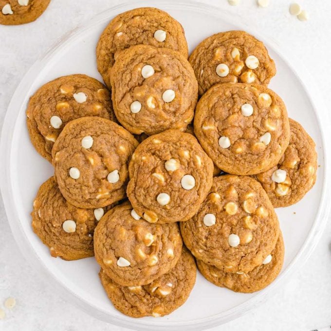 close up overhead shot of Pumpkin Spice Jello Cookies piled on a plate