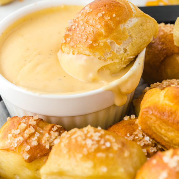 Soft Pretzel Bites with Cheddar Sauce-image