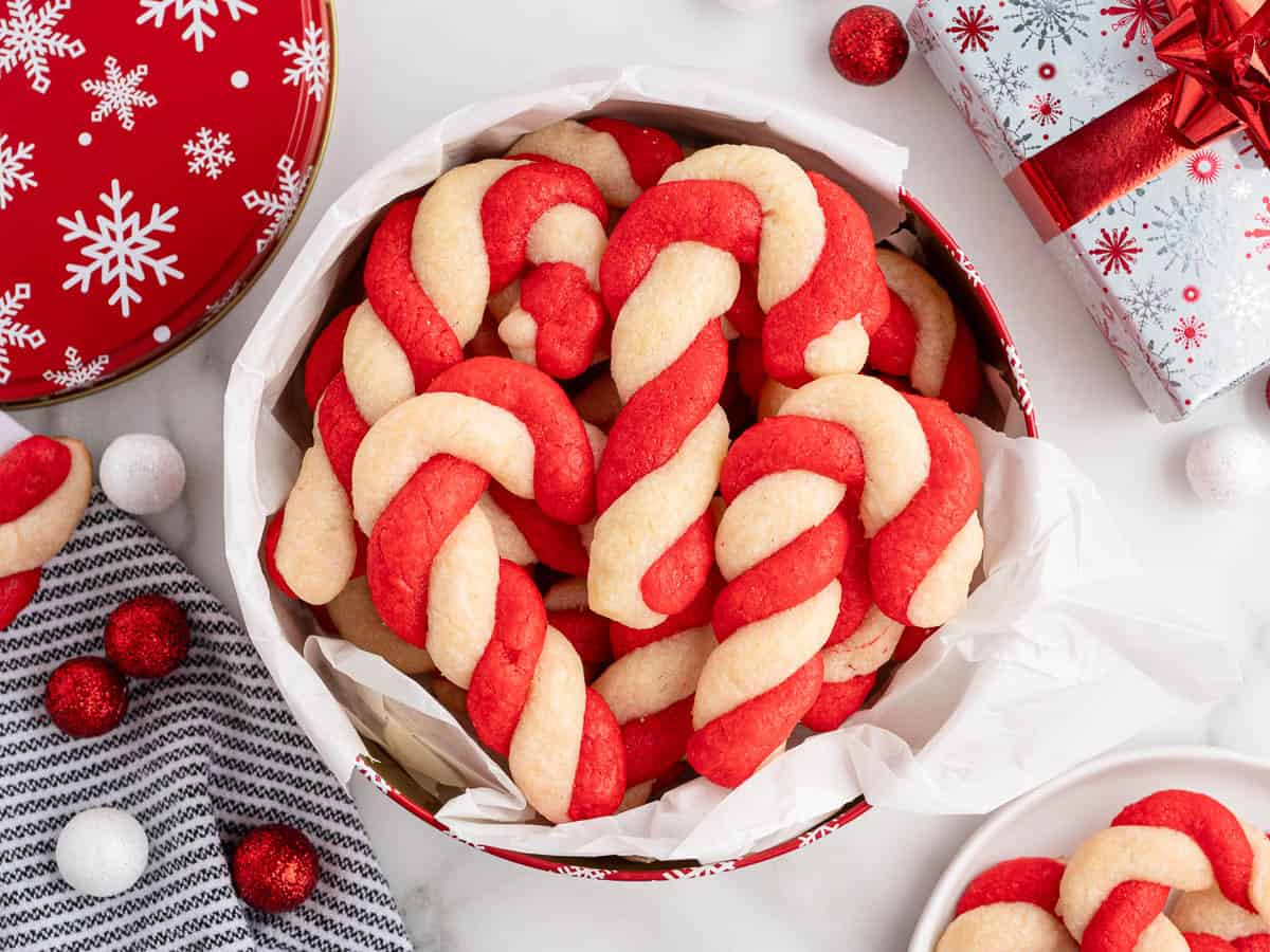 Candy Cane Sugar Cookies - Spaceships and Laser Beams