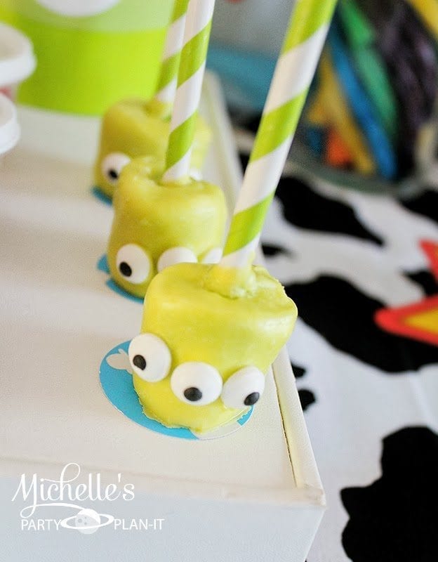 21 toy story birthday party ideas of alien marshmallow pops