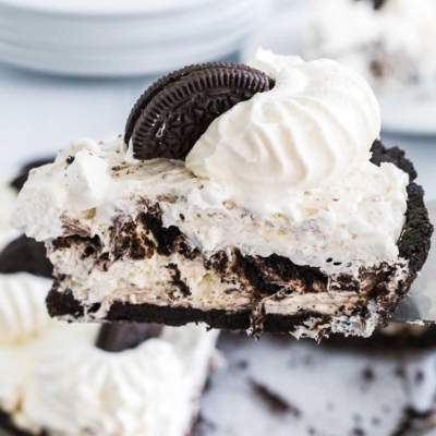 No Bake Oreo Pie - Spaceships and Laser Beams