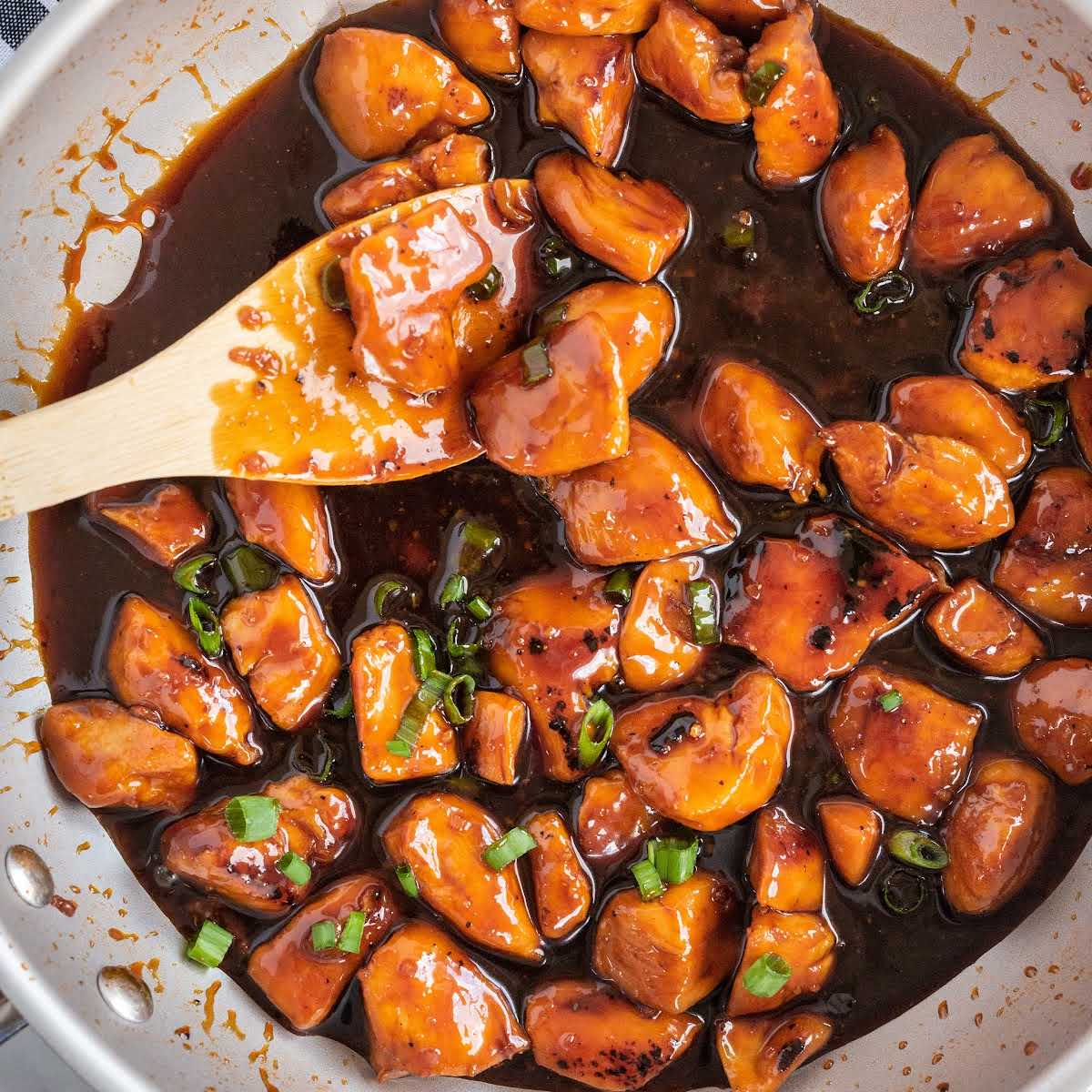 https://spaceshipsandlaserbeams.com/wp-content/uploads/2021/06/bourbon-chicken-recipe-card.jpg