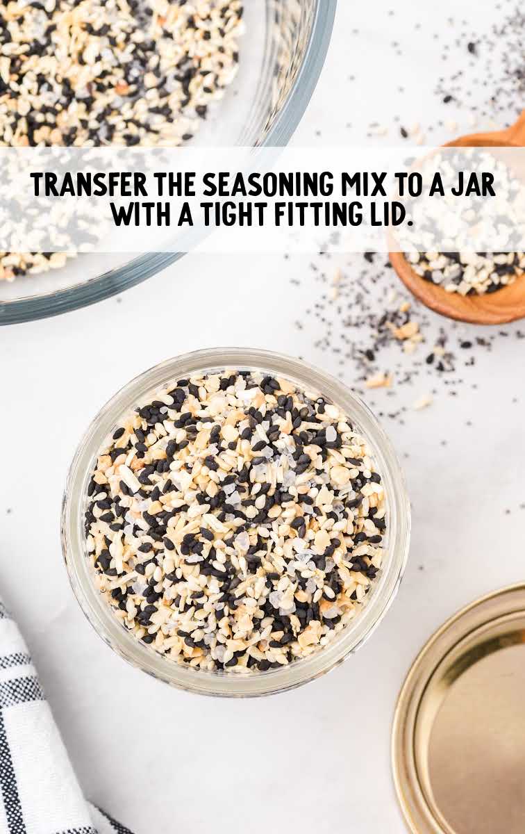 seasoning mix transfer to a jar 