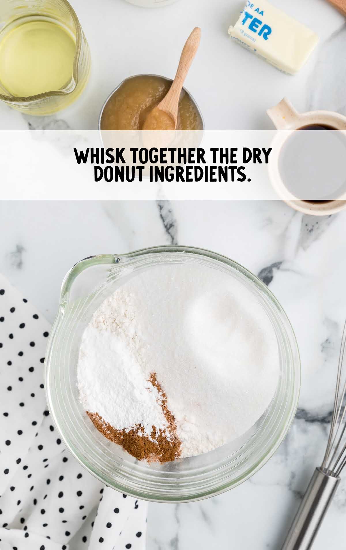 whisked dry ingredients in a measuring cup