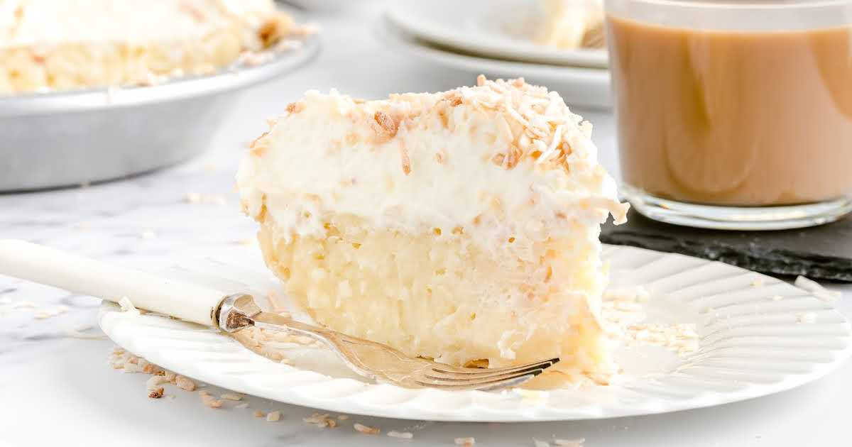 https://spaceshipsandlaserbeams.com/wp-content/uploads/2021/10/Coconut-Cream-Pie-featured-image.jpg