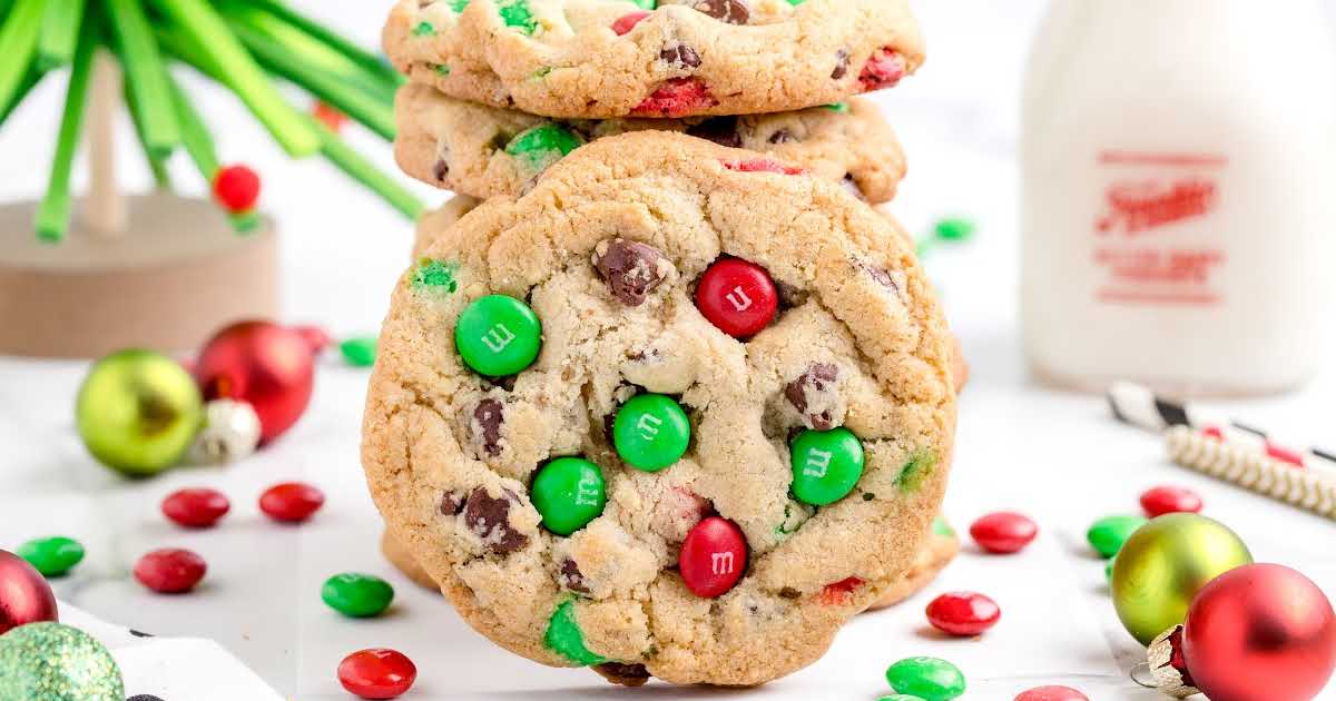 M&M Cookies (Christmas Cookies) - Cafe Delites