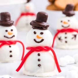 close up shot of snowmen truffles with mini marshmallows and mini Oreos