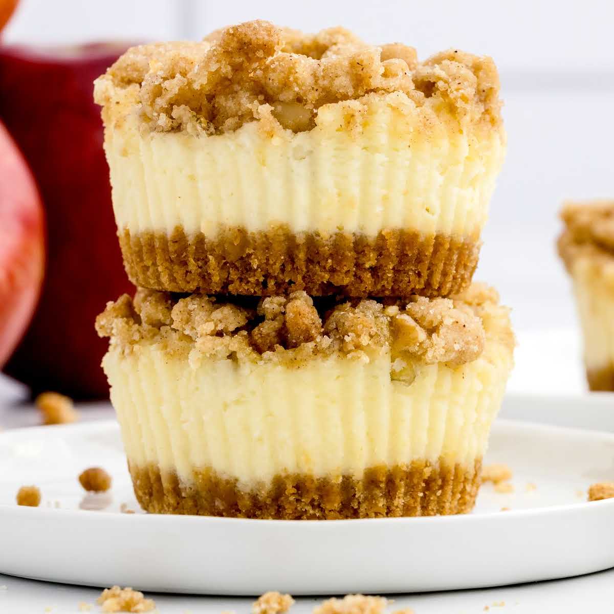 Caramel Apple Mini Cheesecakes {with Streusel Topping} - Cooking