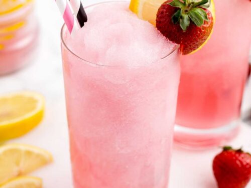 https://spaceshipsandlaserbeams.com/wp-content/uploads/2022/05/Strawberry-Lemonade-Cocktail-Recipe-Card-500x375.jpg