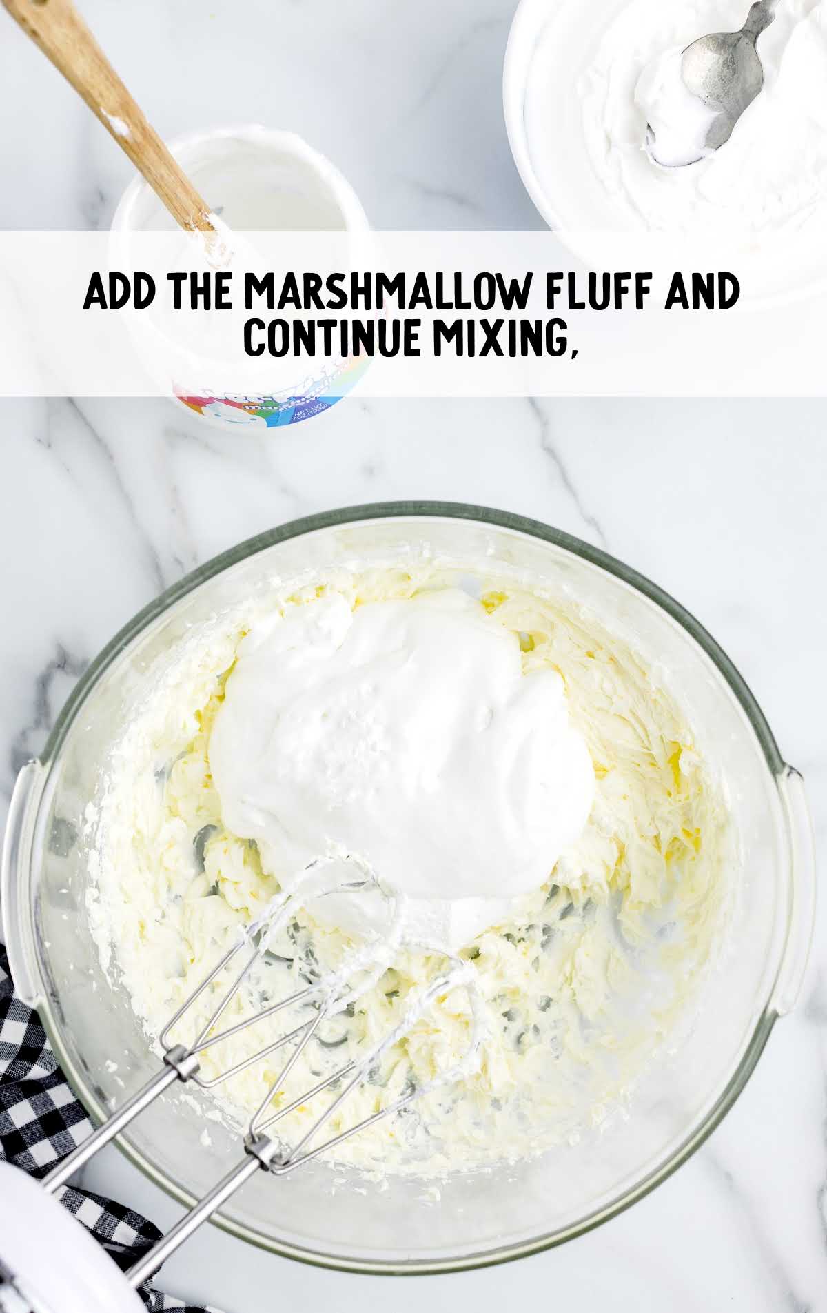 marshmallows fluff added in a bowl
