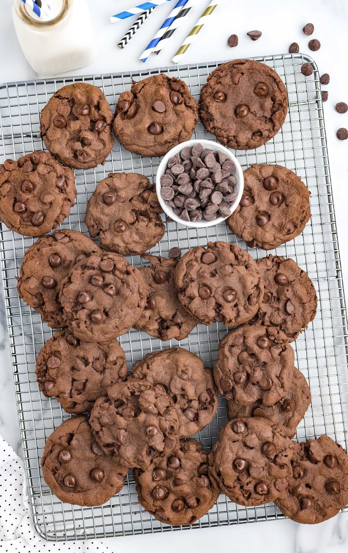 overhead shot of Chocolate Pudding Cookies on a cooling rack