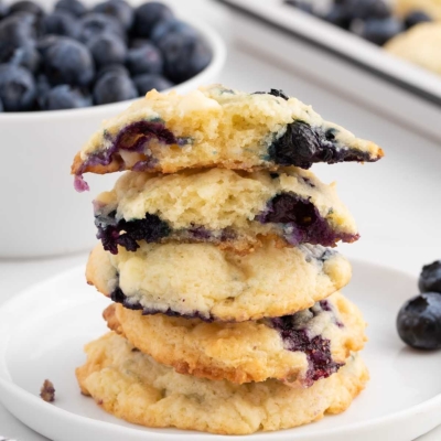 Blueberry Cheesecake Cookies - Spaceships and Laser Beams