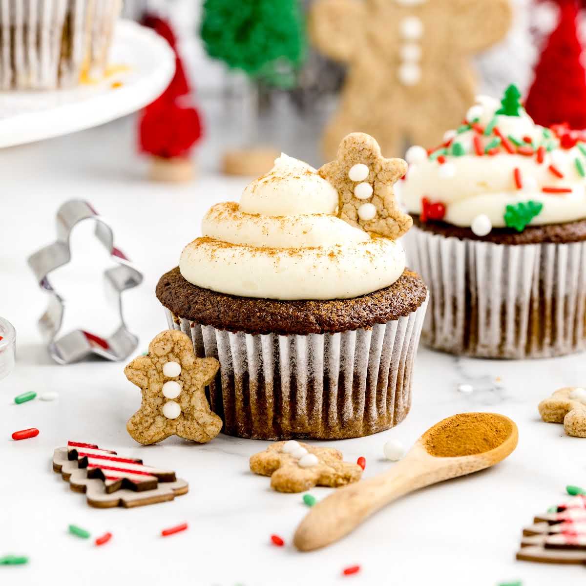 Gingerbread Cupcakes - Spaceships and Laser Beams