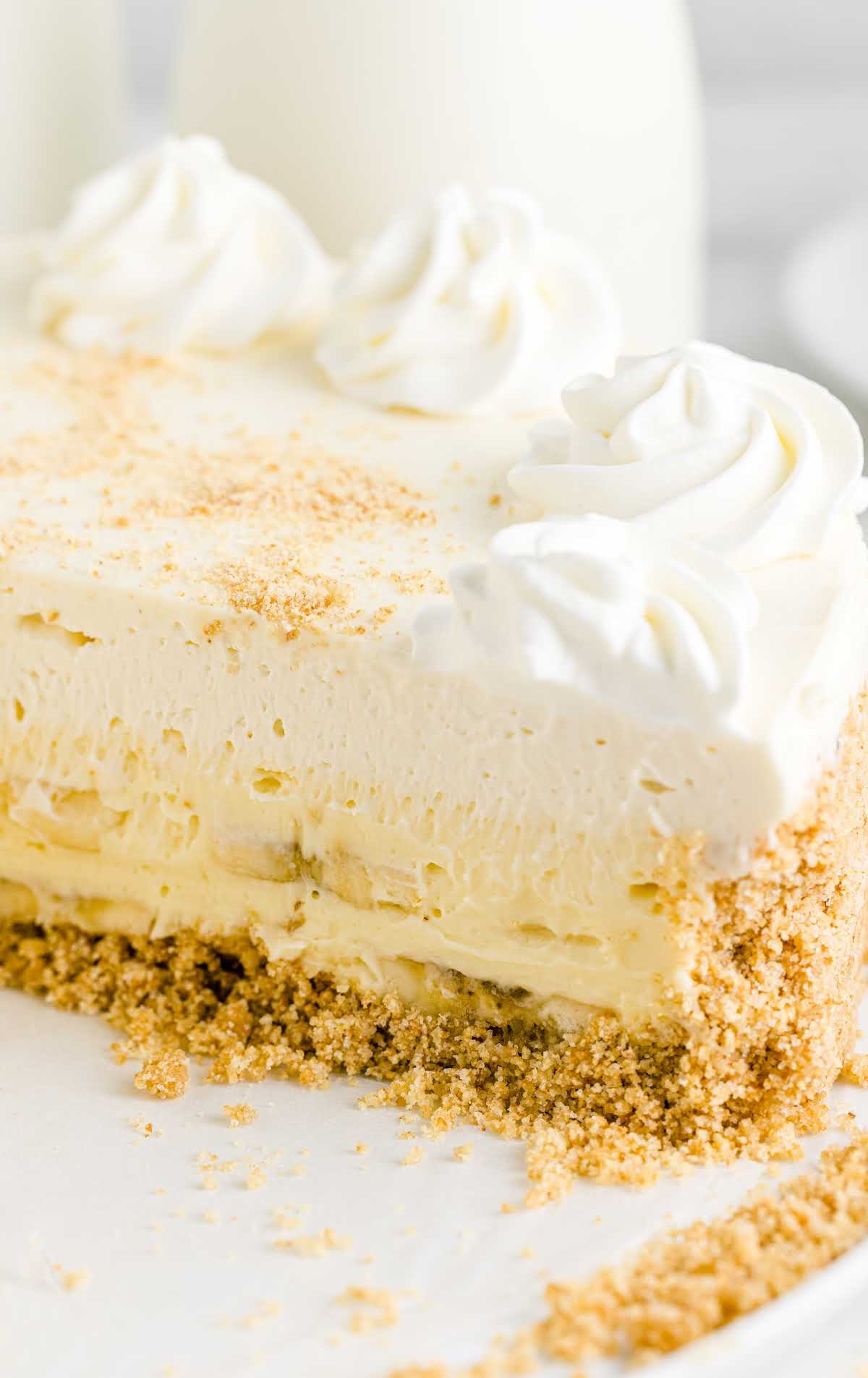 close up shot of a Banana Cream Cheesecake