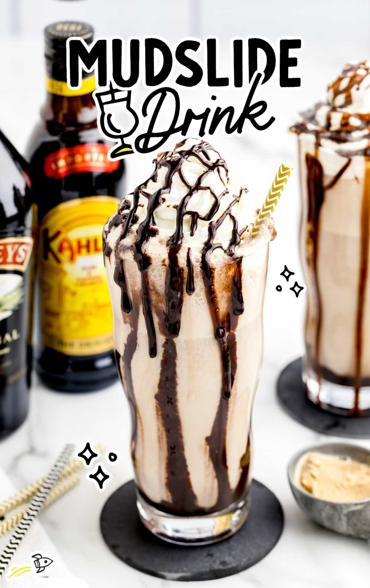 a close up shot of Mudslide Drink on a tall glass