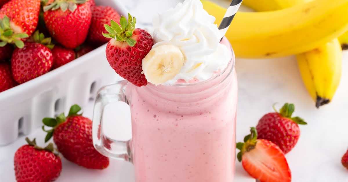 Blender Bomb Recipe Highlight: Strawberry Banana Bliss! — emmasthing