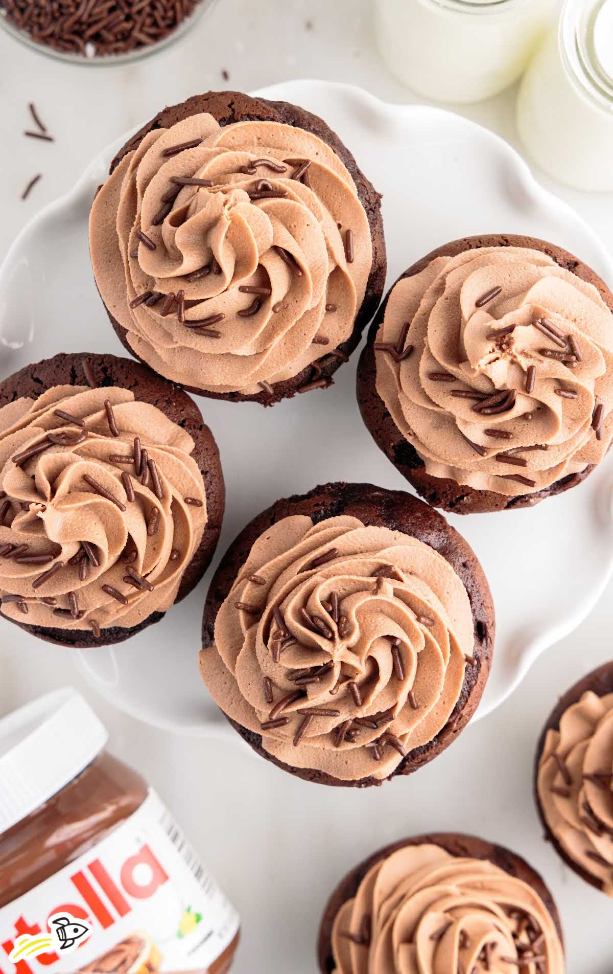 overhead shot of Nutella Cupcakes on a wavy plate