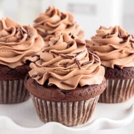 a close up shot of Nutella Cupcakes on a wavy plate