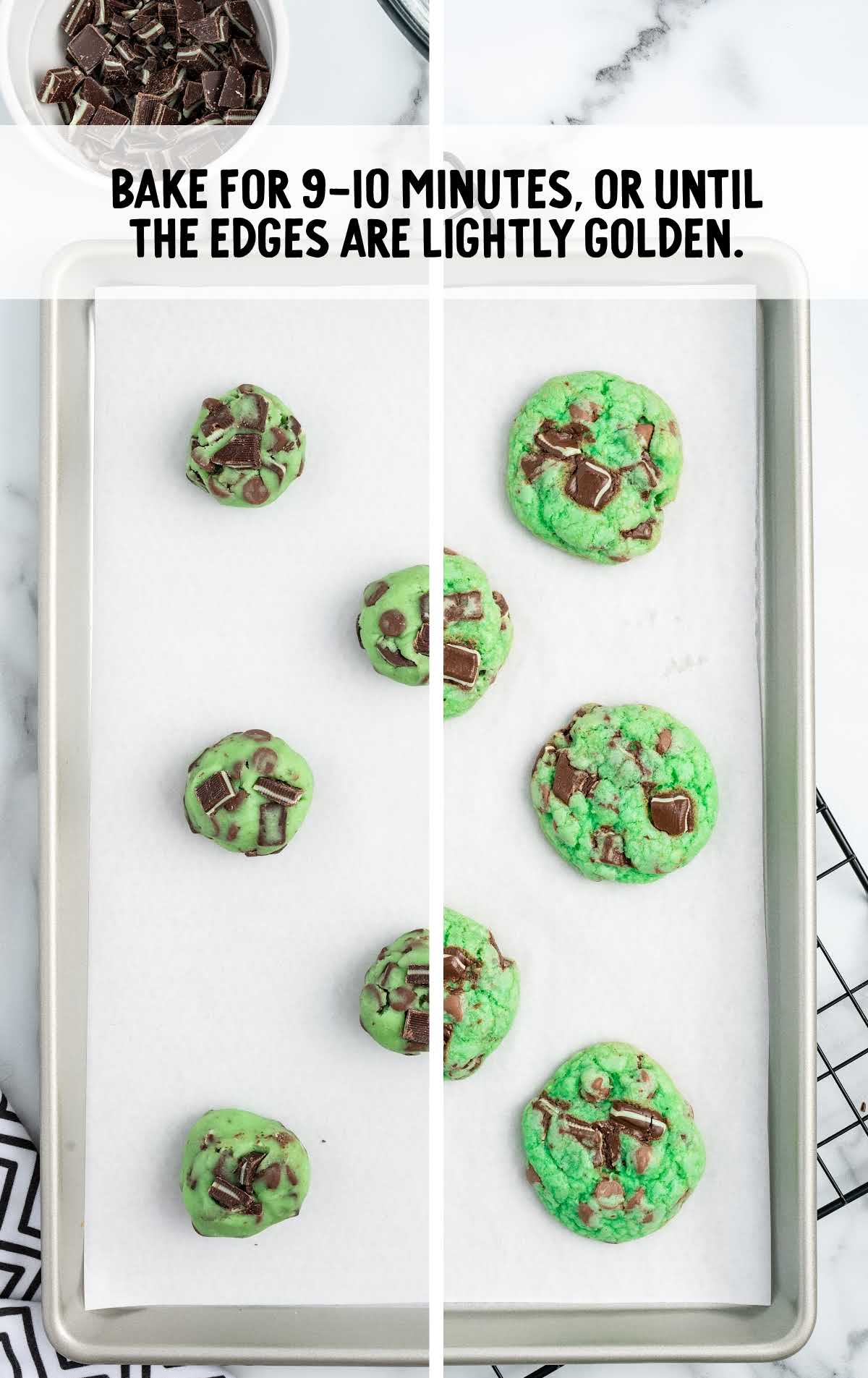 bake the Mint Chocolate Chip Cookies