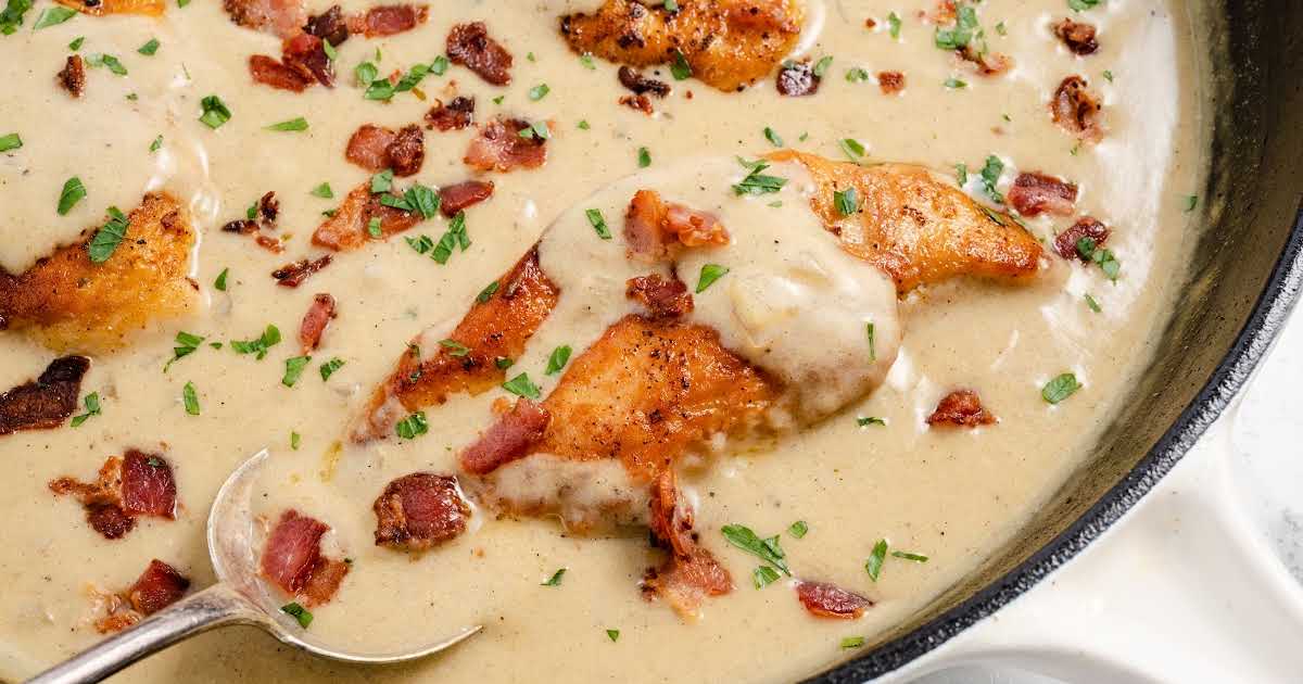 Smothered Chicken - Immaculate Bites