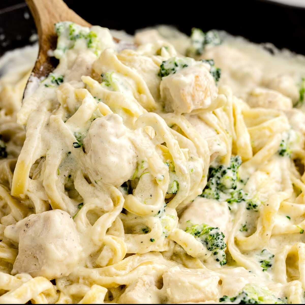 Chicken Broccoli Alfredo - Spaceships and Laser Beams