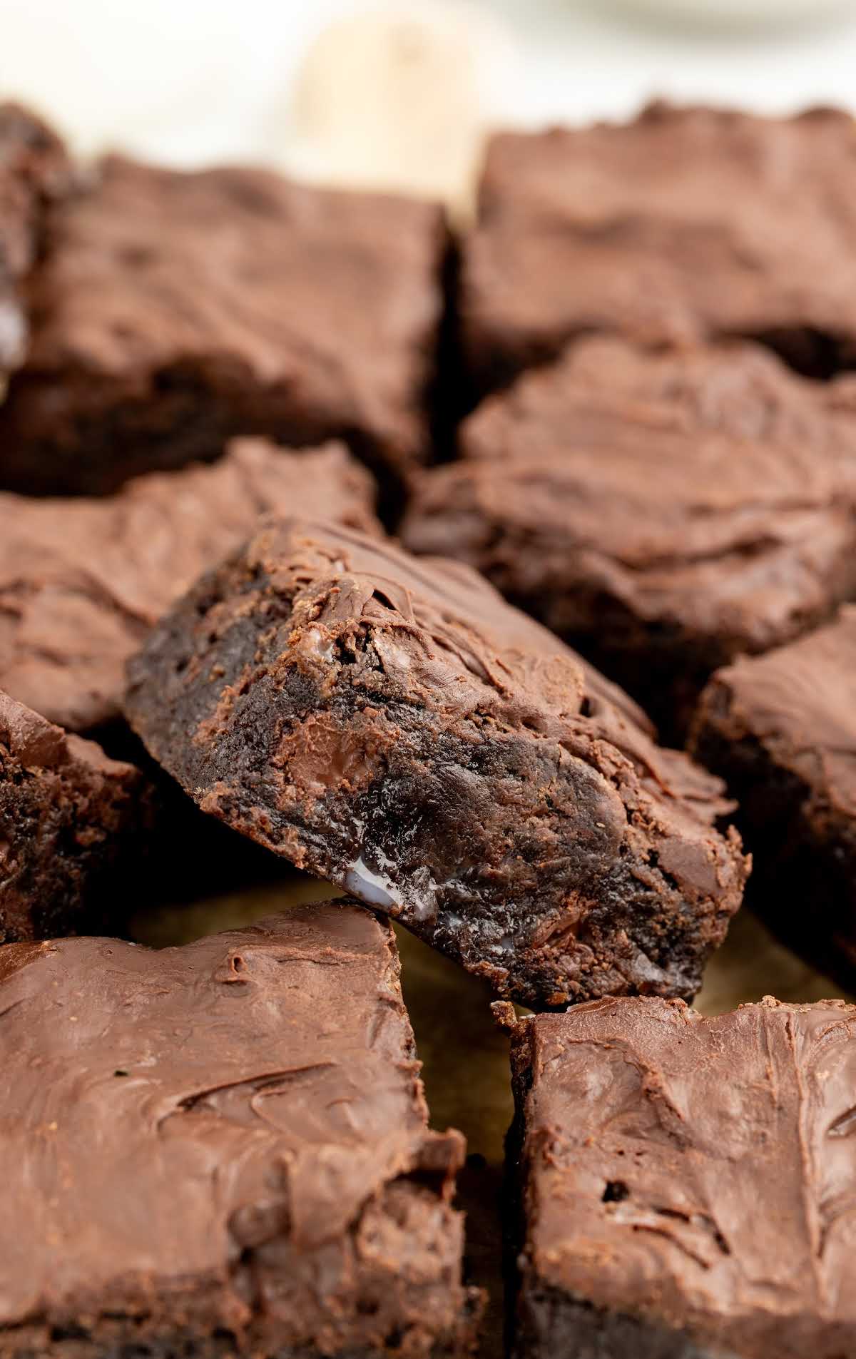 a bunch of chocolate brownies