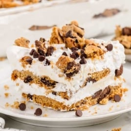 a slice of Cookie Lasagna on a plate